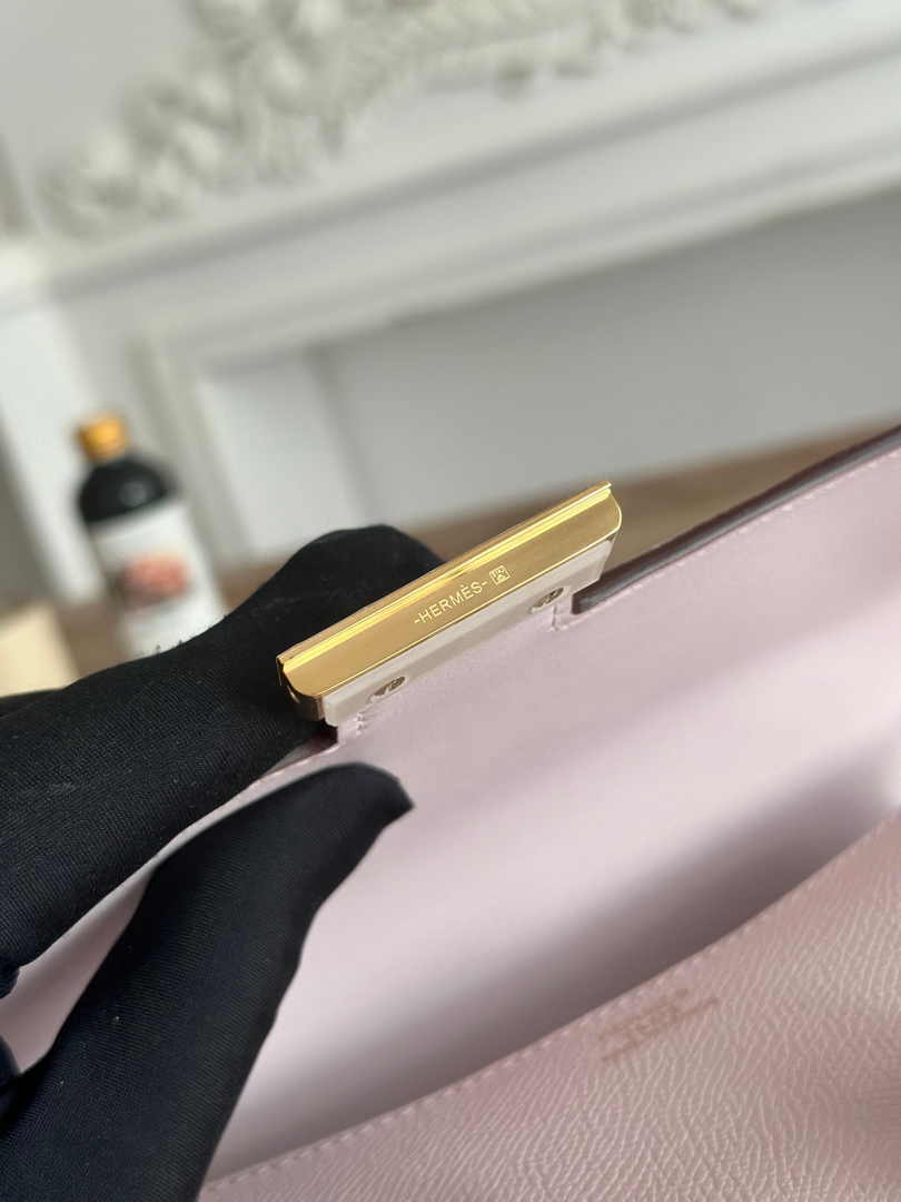 Hermes Constance Epsom Leather 19cm Light Pink Gold H082215