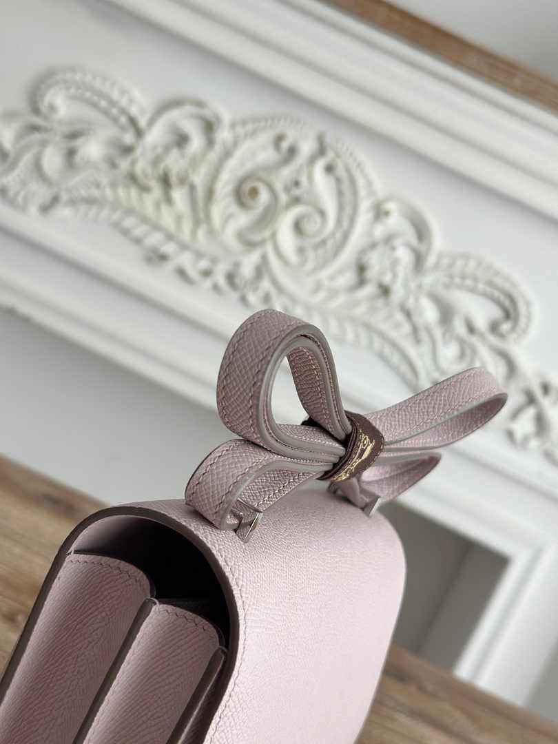 Hermes Constance Epsom Leather 19cm Light Pink Silver H082214