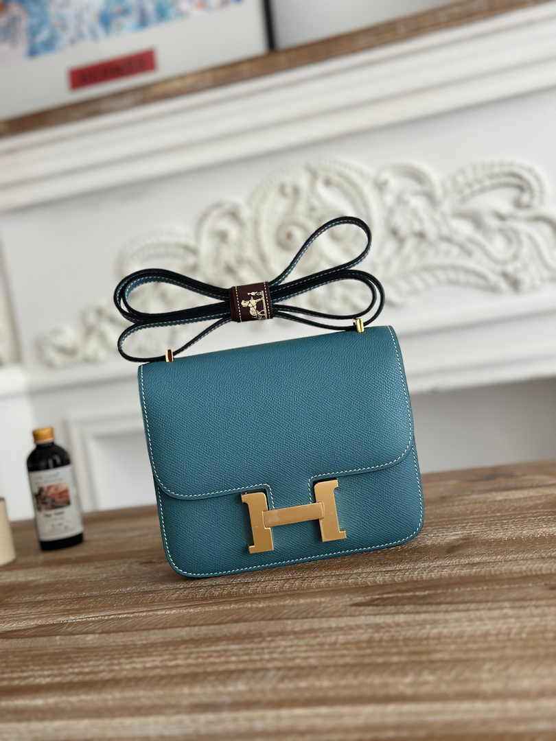 Hermes Constance Epsom Leather 19cm Dark Blue Gold H082217