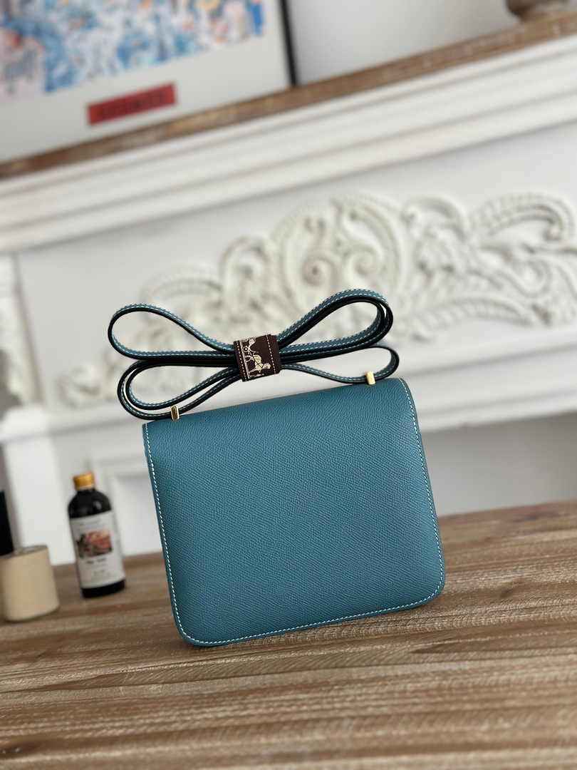 Hermes Constance Epsom Leather 19cm Dark Blue Gold H082217