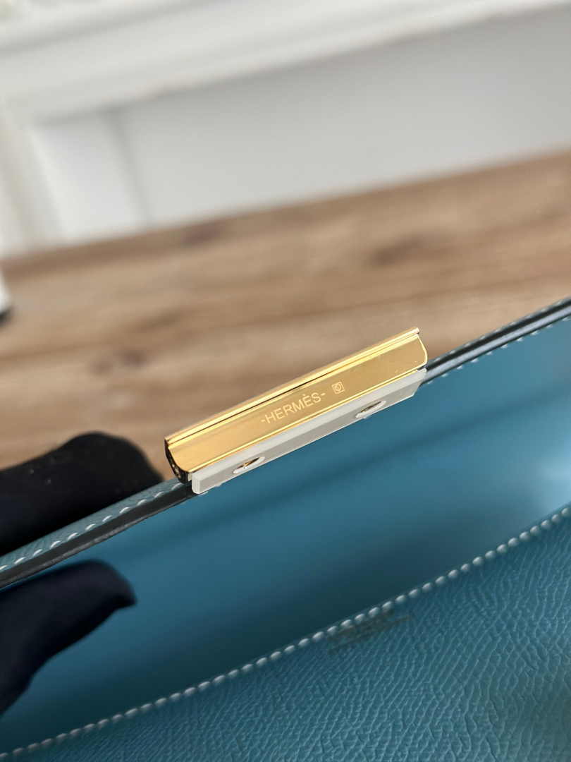Hermes Constance Epsom Leather 19cm Dark Blue Gold H082217