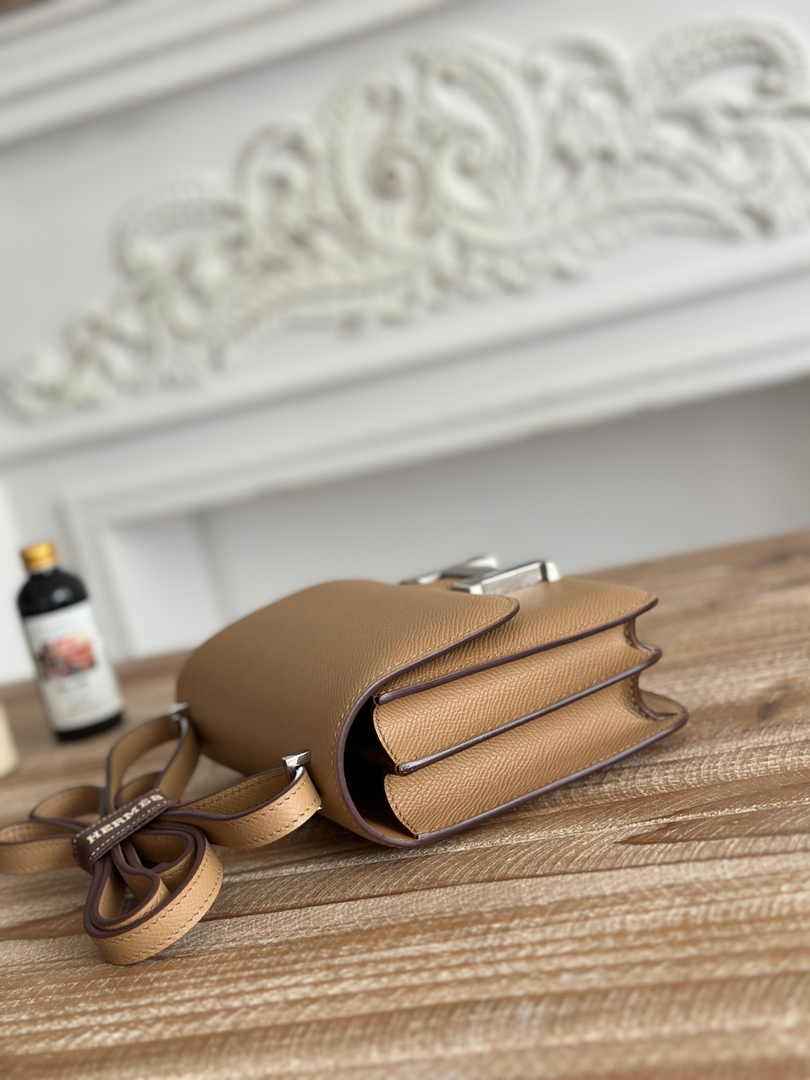 Hermes Constance Epsom Leather 19cm Tan Silver H082218