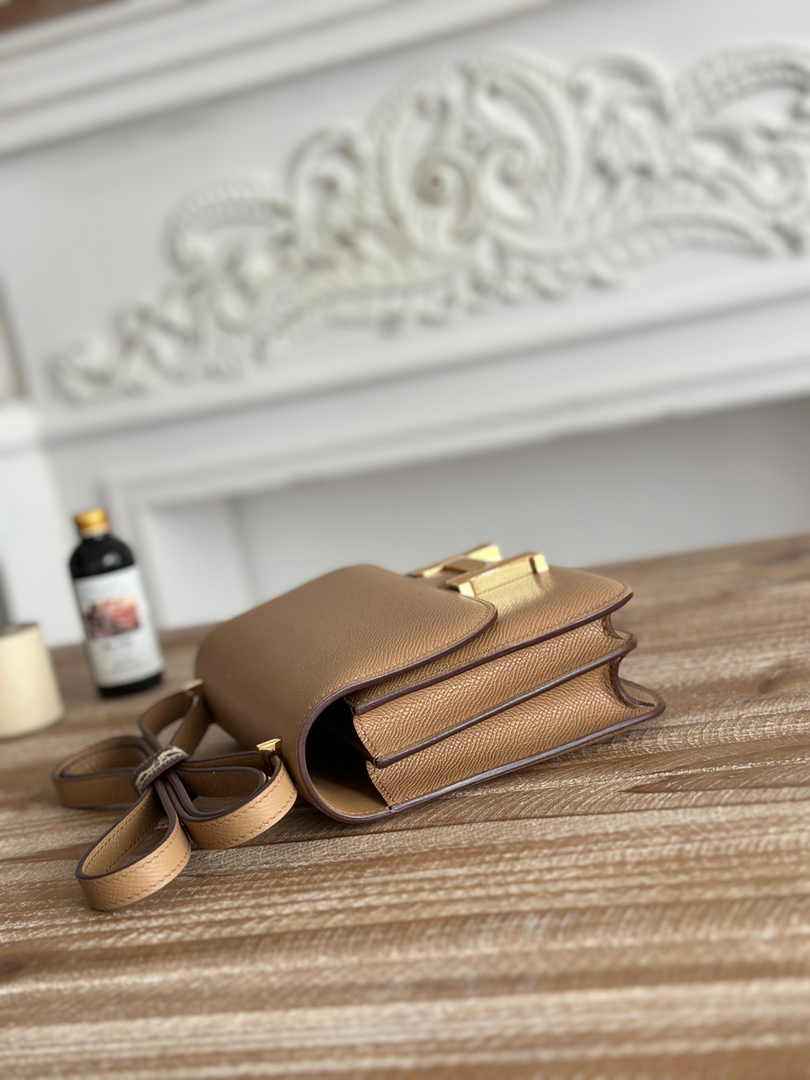 Hermes Constance Epsom Leather 19cm Tan Gold H082219
