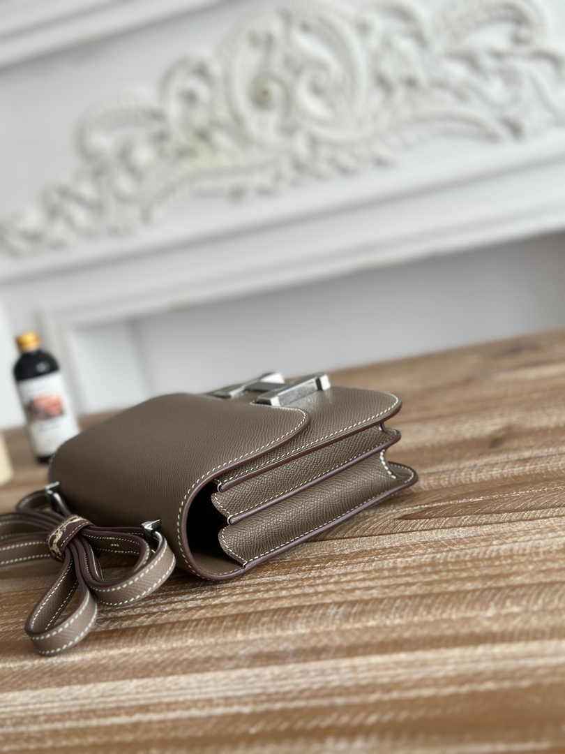 Hermes Constance Epsom Leather 19cm Dark Gray Silver H082228