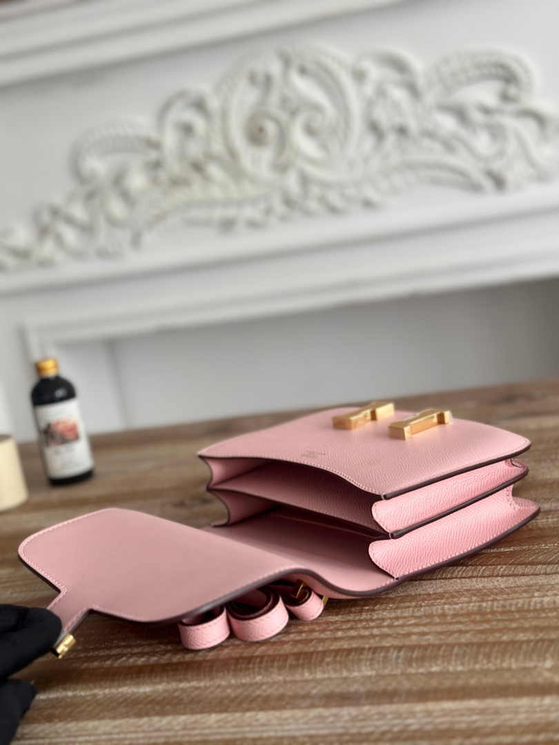 Hermes Constance Epsom Leather 19cm Light Pink Gold H082225