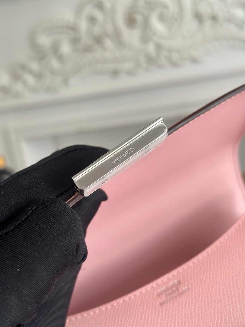 Hermes Constance Epsom Leather 19cm Light Pink Silver H082224