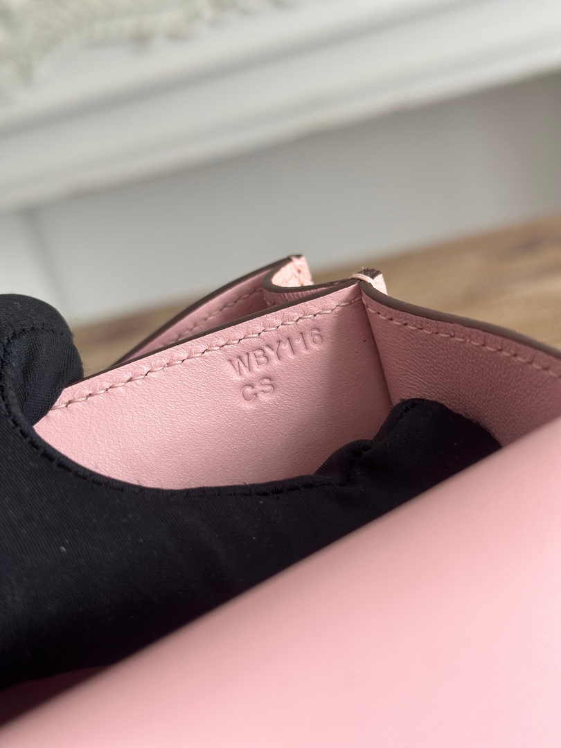 Hermes Constance Epsom Leather 19cm Light Pink Silver H082224