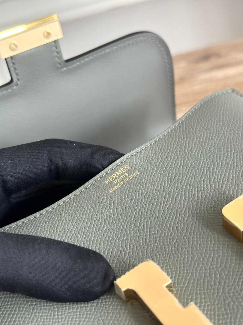 Hermes Constance Epsom Leather 19cm Gold Dark Gray H082253