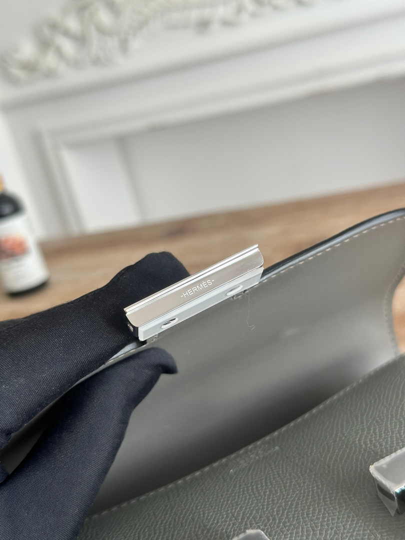 Hermes Constance Epsom Leather 19cm Silver Dark Gray H082252