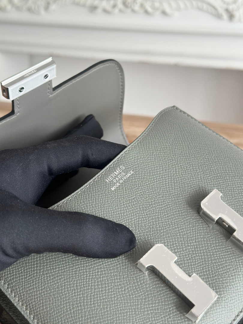 Hermes Constance Epsom Leather 19cm Silver Dark Gray H082252