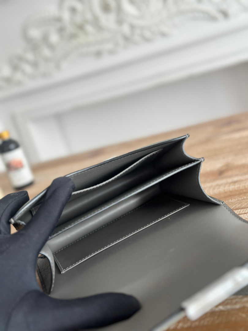 Hermes Constance Epsom Leather 19cm Silver Dark Gray H082252