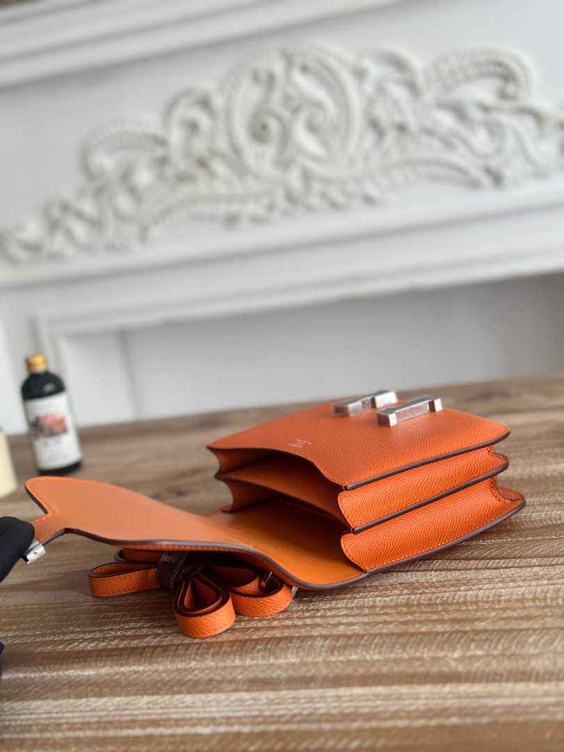 Hermes Constance Epsom Leather 19cm Orange Silver H082230