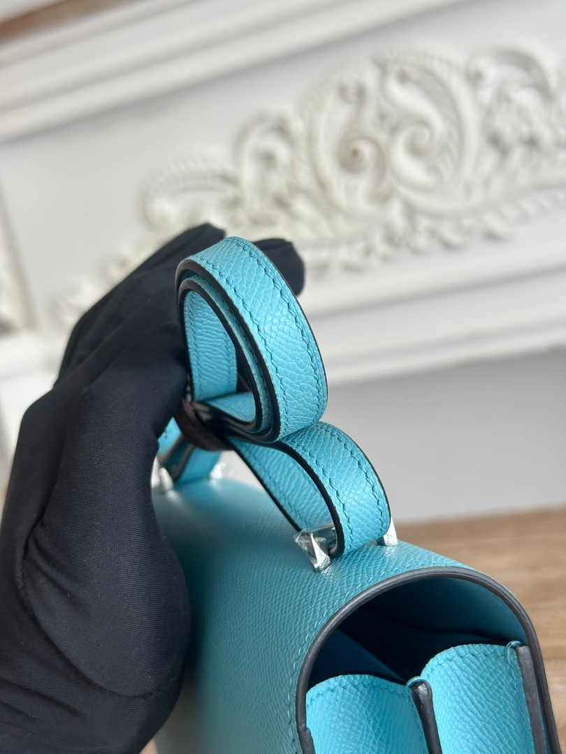 Hermes Constance Epsom Leather 19cm Blue Silver H082236