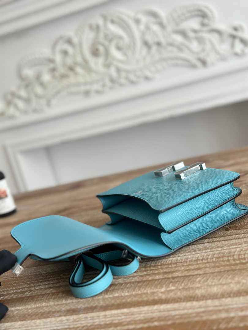 Hermes Constance Epsom Leather 19cm Blue Silver H082236