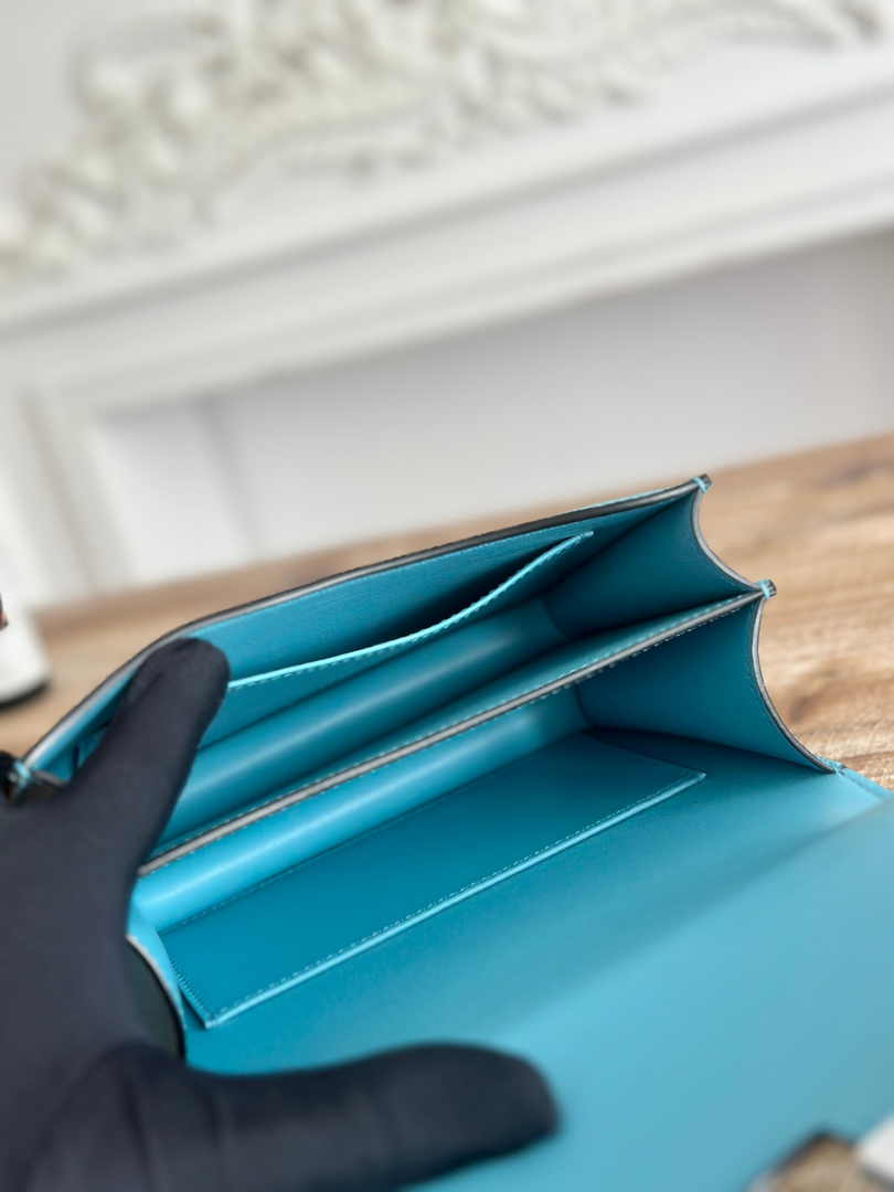Hermes Constance Epsom Leather 19cm Blue Silver H082236