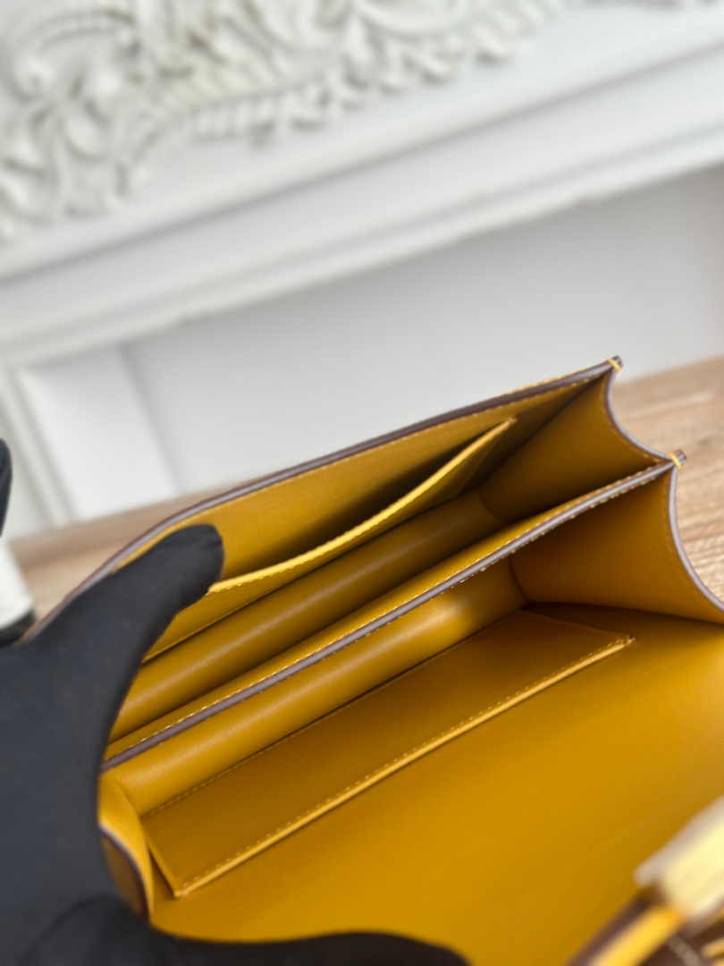 Hermes Constance Epsom Leather 19cm Dark Yellow Gold H082237