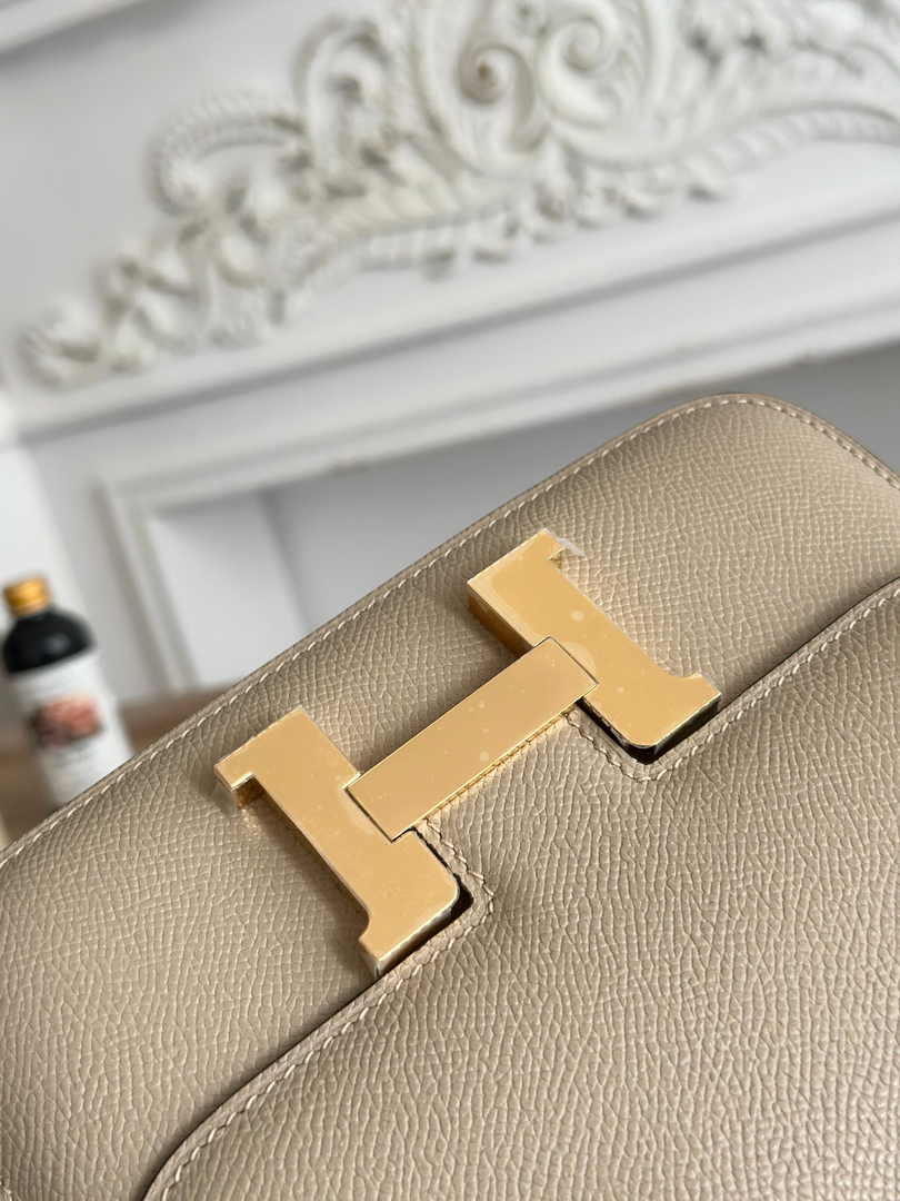 Hermes Constance Epsom Leather 19cm Gold Light Gray H082251