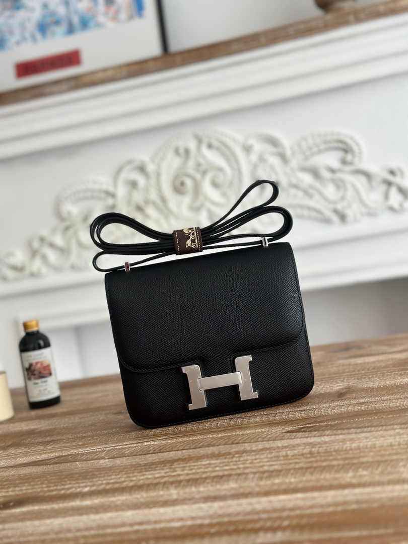 Hermes Constance Epsom Leather 19cm Black Silver H082242