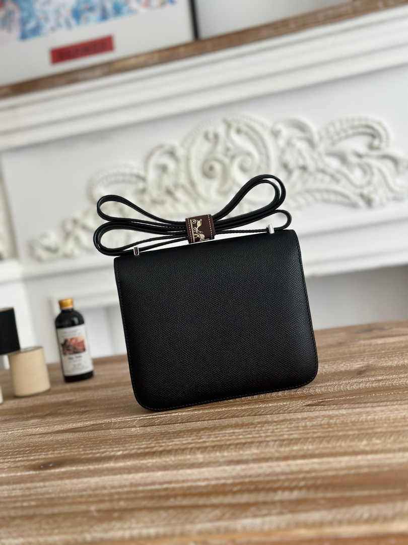 Hermes Constance Epsom Leather 19cm Black Silver H082242