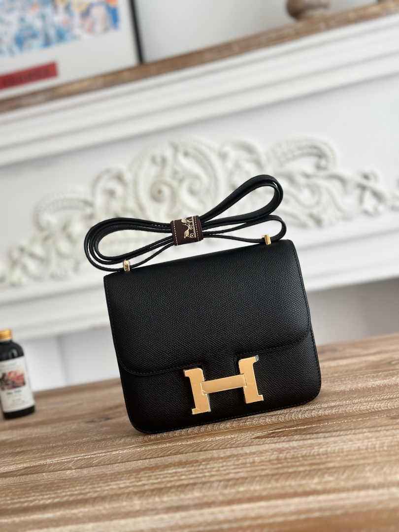 Hermes Constance Epsom Leather 19cm Black Gold H082243