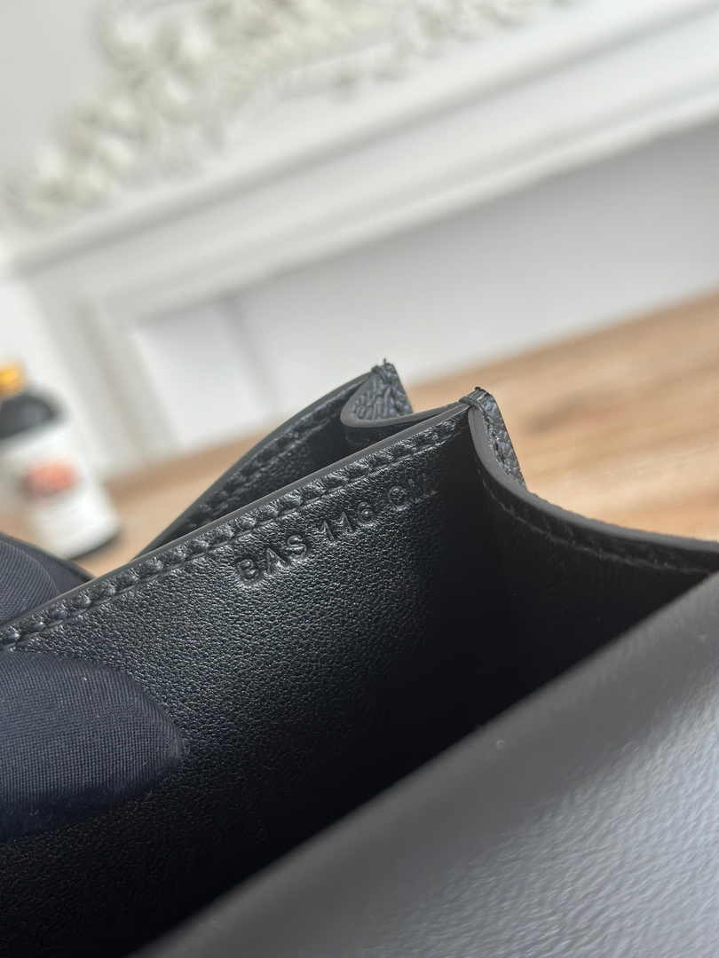 Hermes Constance Epsom Leather 19cm Black Gold H082243