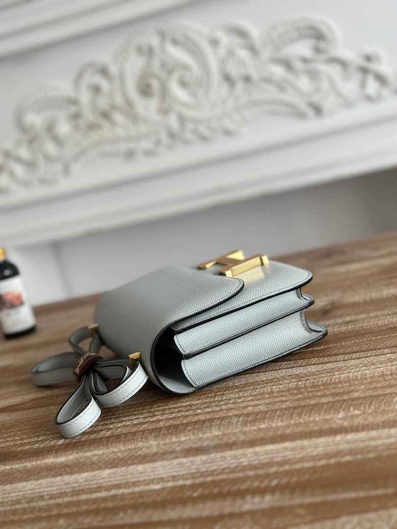 Hermes Constance Epsom Leather 19cm Silver Light Blue H082255