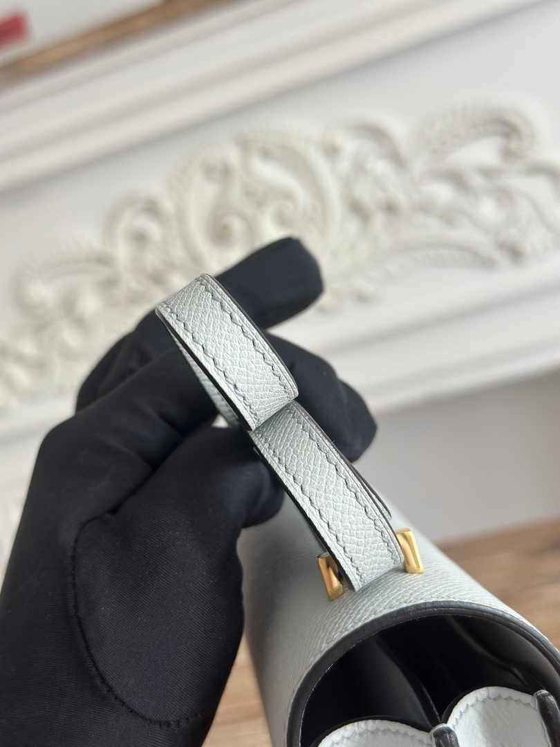Hermes Constance Epsom Leather 19cm Silver Light Blue H082255