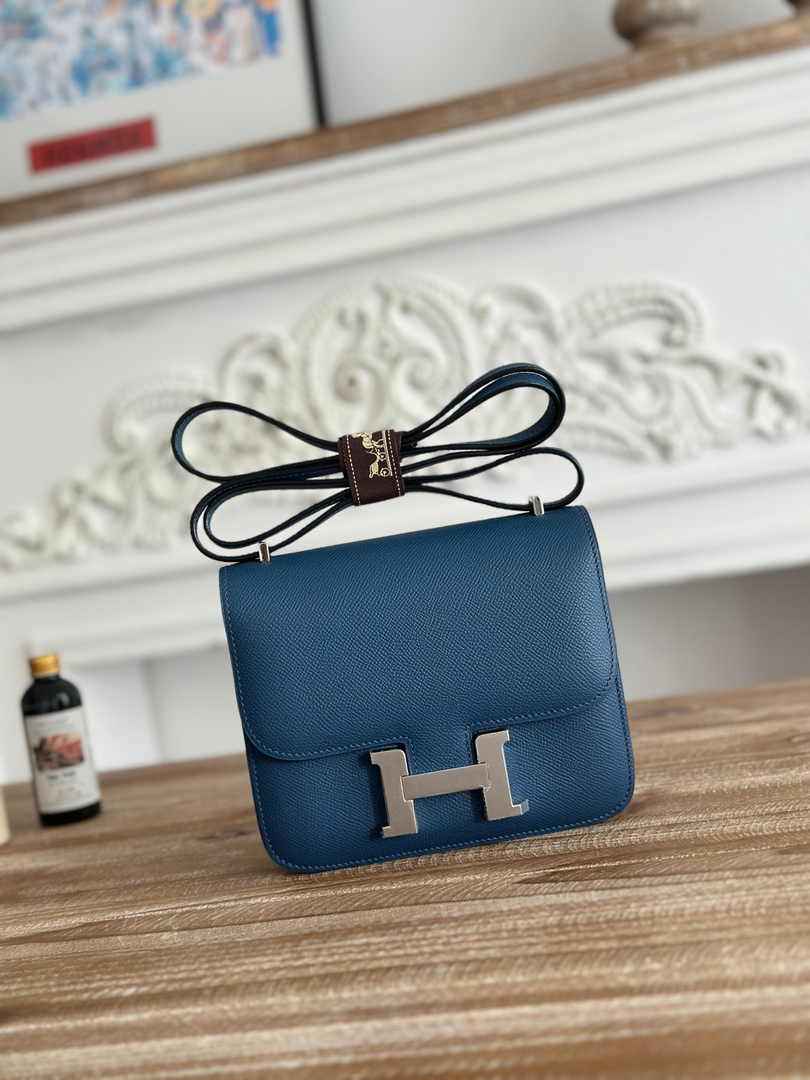 Hermes Constance Epsom Leather 19cm Silver Dark Blue H082244