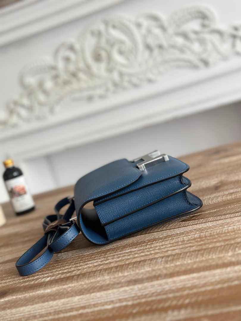 Hermes Constance Epsom Leather 19cm Silver Dark Blue H082244