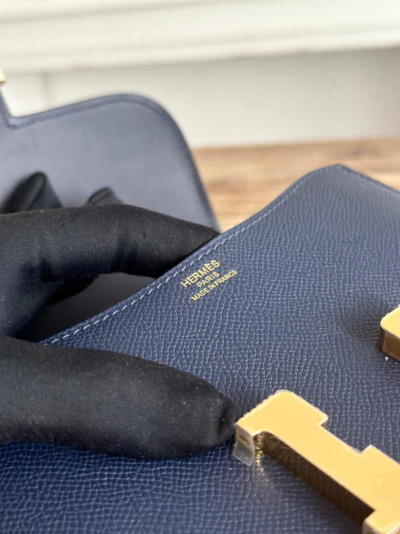 Hermes Constance Epsom Leather 19cm Gold Navy Blue H082245