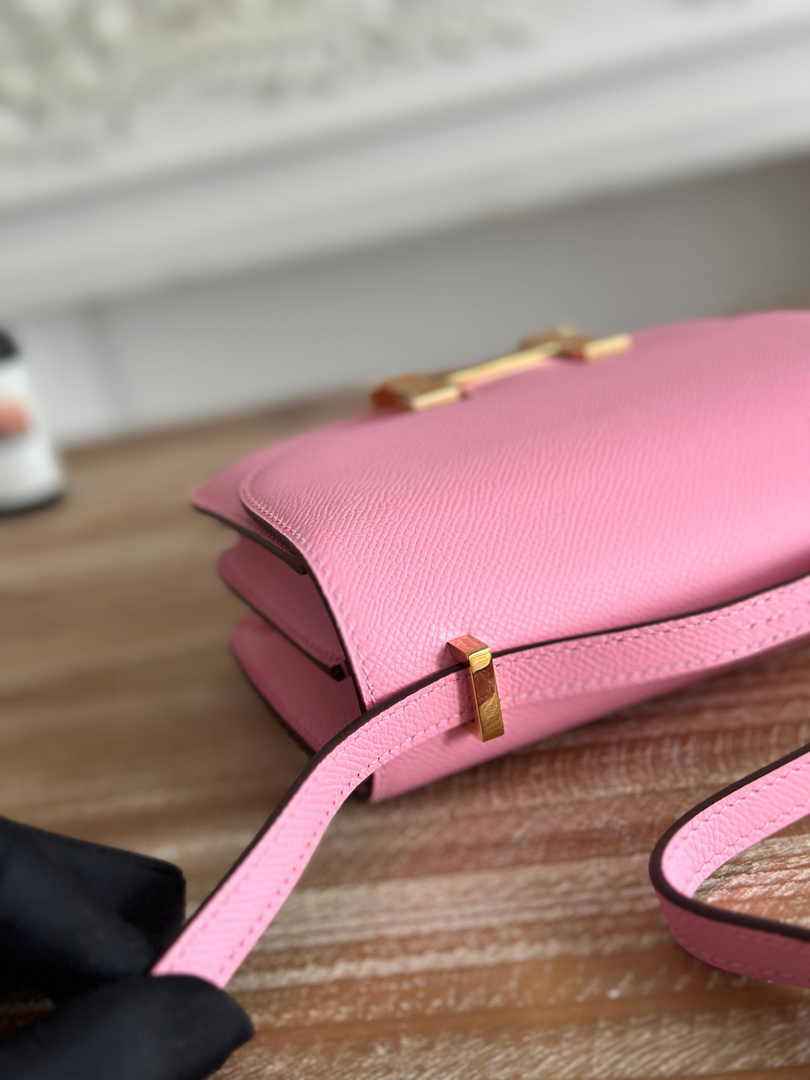 Hermes Constance Epsom Leather 19cm Pink Gold H082209