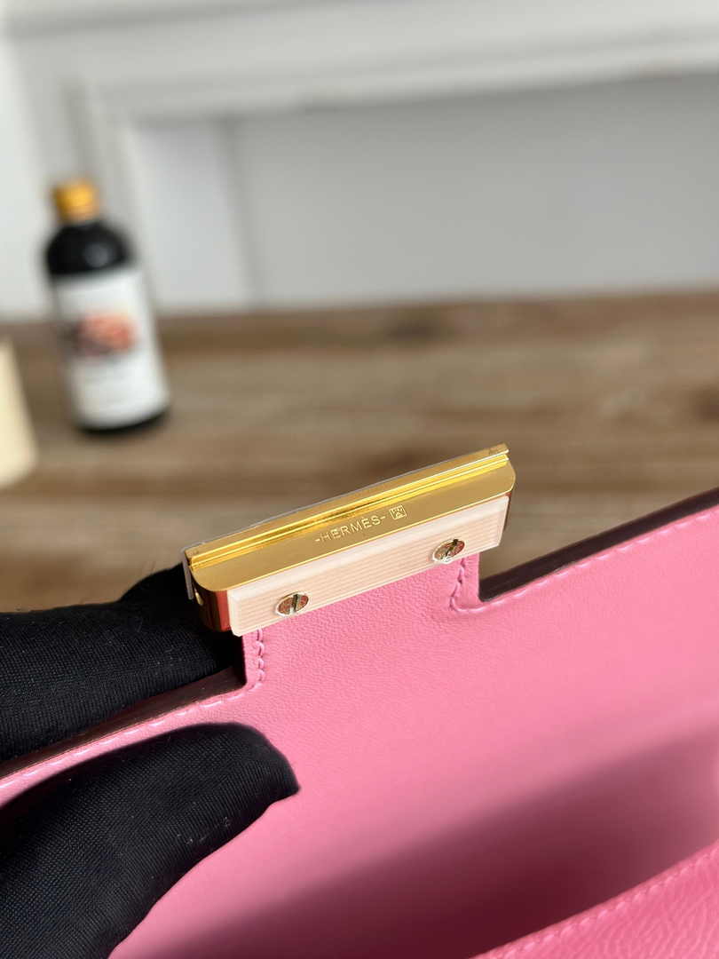 Hermes Constance Epsom Leather 19cm Pink Gold H082209