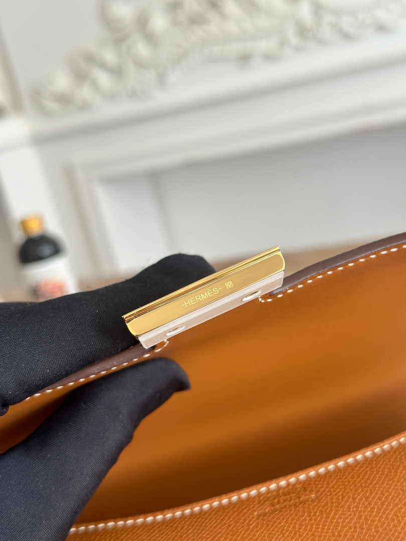 Hermes Constance Epsom Leather 19cm Brown Gold H082260