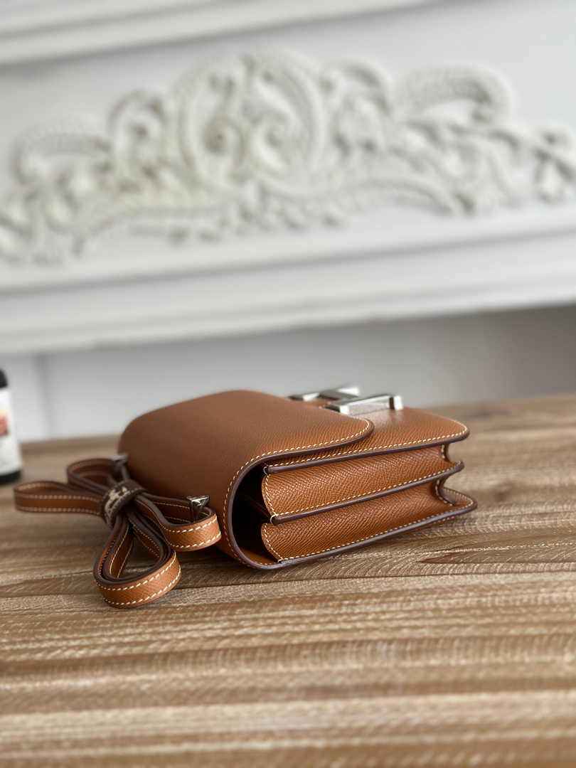 Hermes Constance Epsom Leather 19cm Brown Silver H082261
