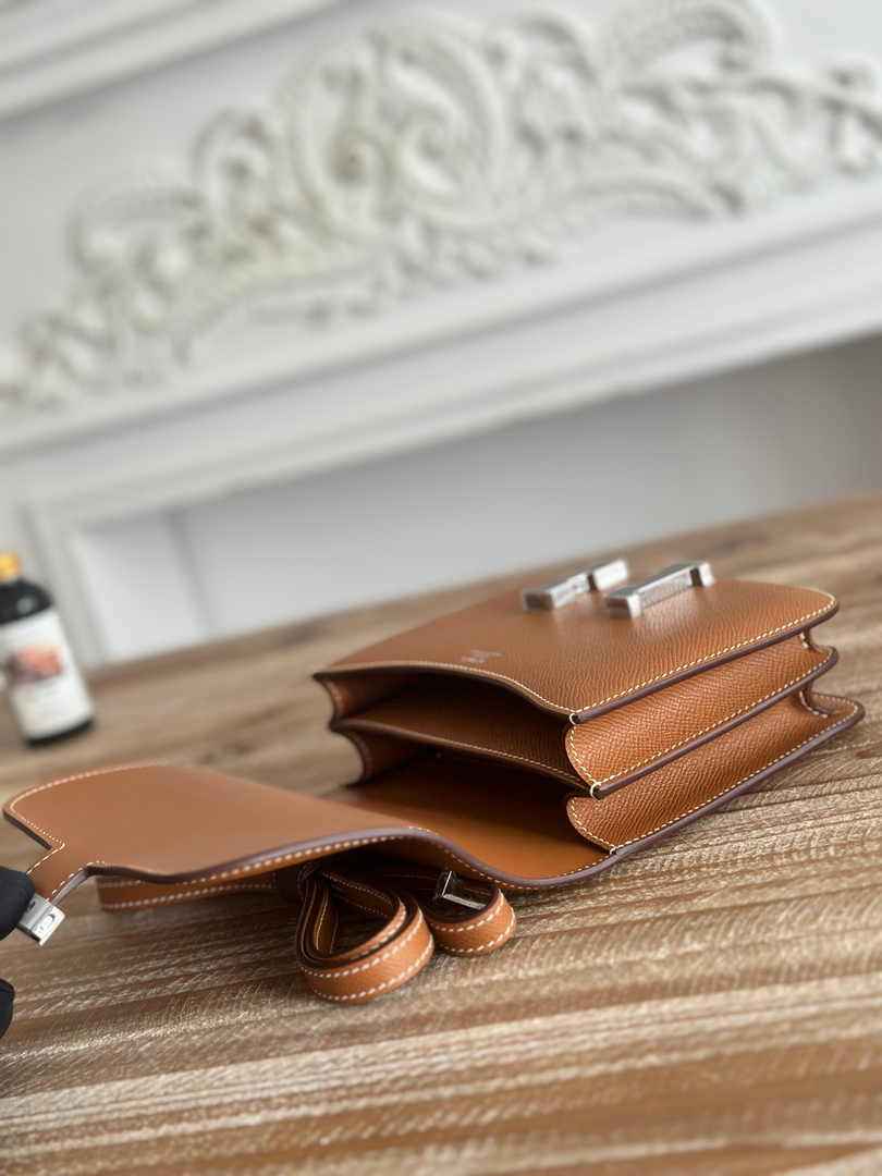 Hermes Constance Epsom Leather 19cm Brown Silver H082261