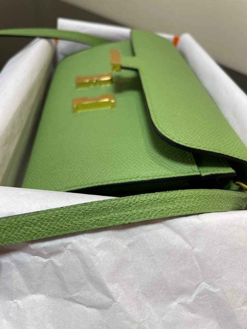 Hermes Constance Long To Go wallet H080126 light green gold