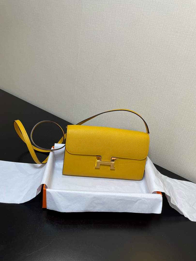Hermes Constance Long To Go wallet H080126 yellow gold
