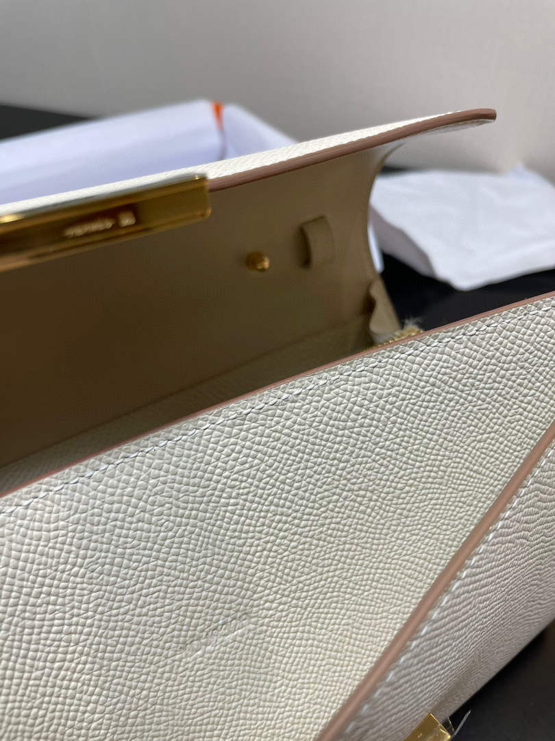 Hermes Constance Long To Go wallet H080126 White Gold