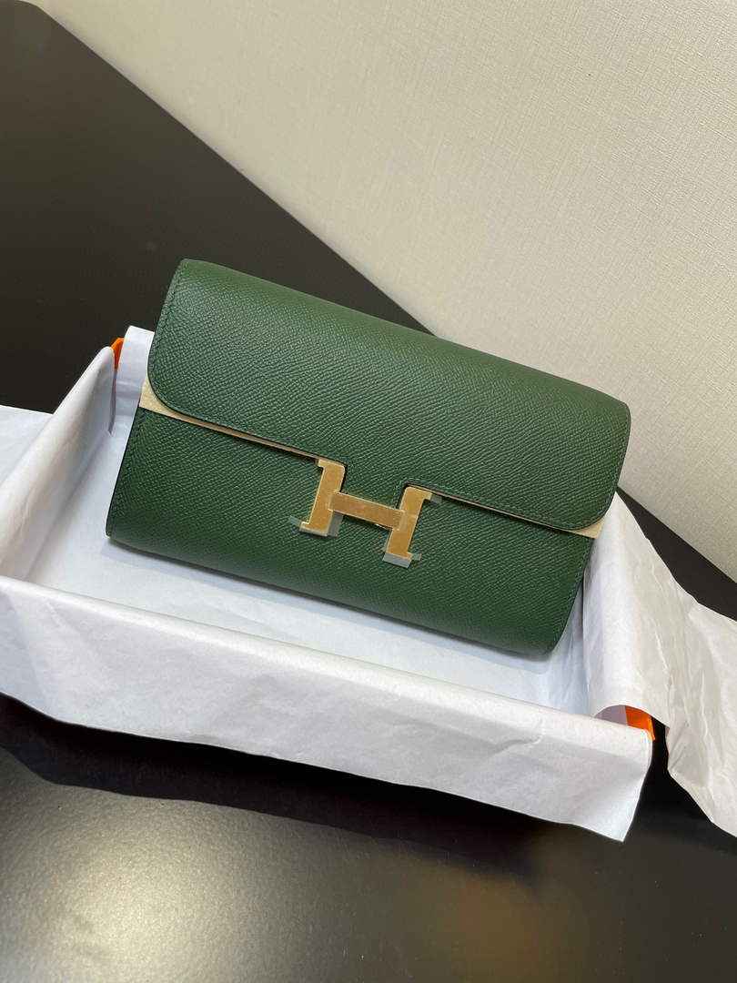 Hermes Constance Long To Go wallet H080126 dark green gold