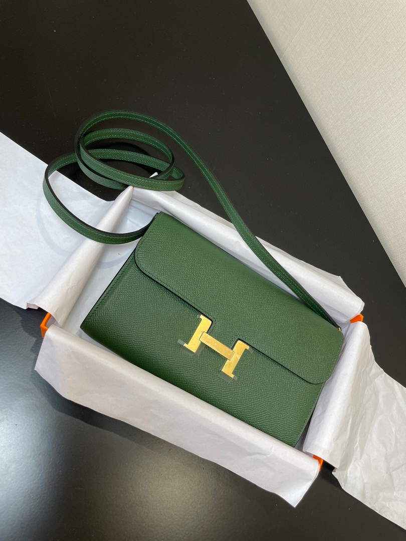 Hermes Constance Long To Go wallet H080126 dark green gold