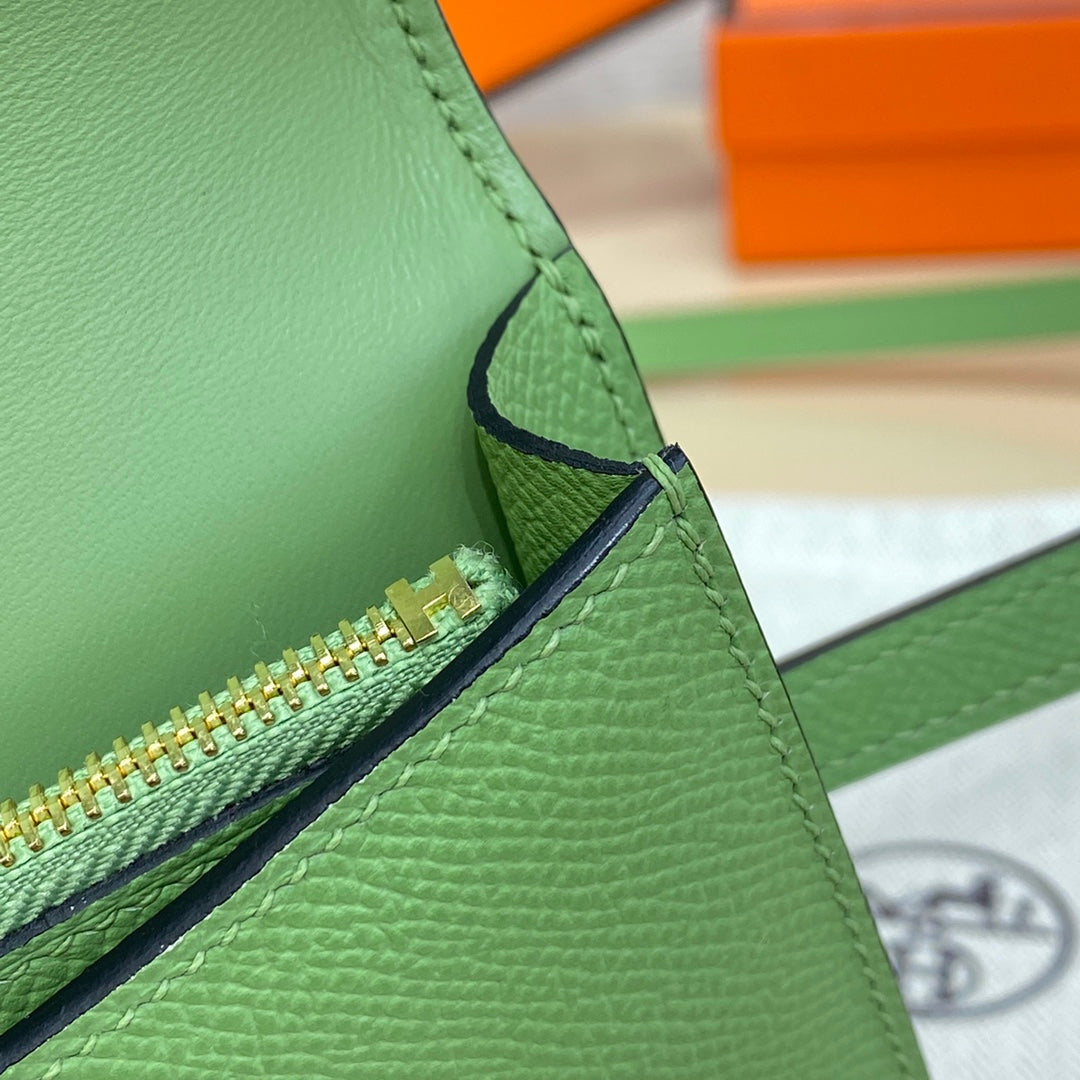 Hermes Constance Slim Wallet Green Epsom Leather Gold H082062