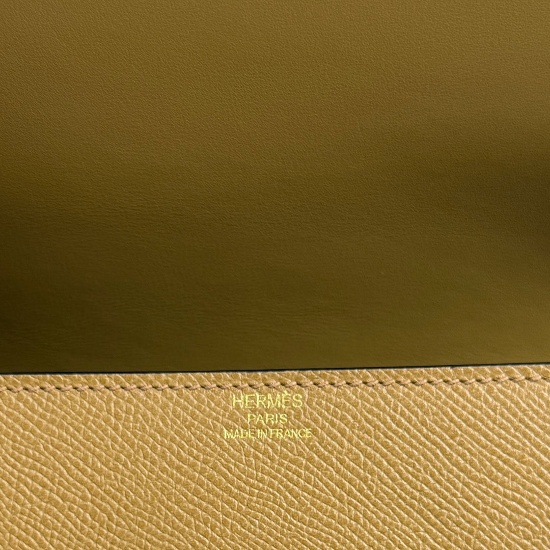 Hermès Della Cavalleria Elan Bag in Apricot Epsom Calfskin Gold Hardware