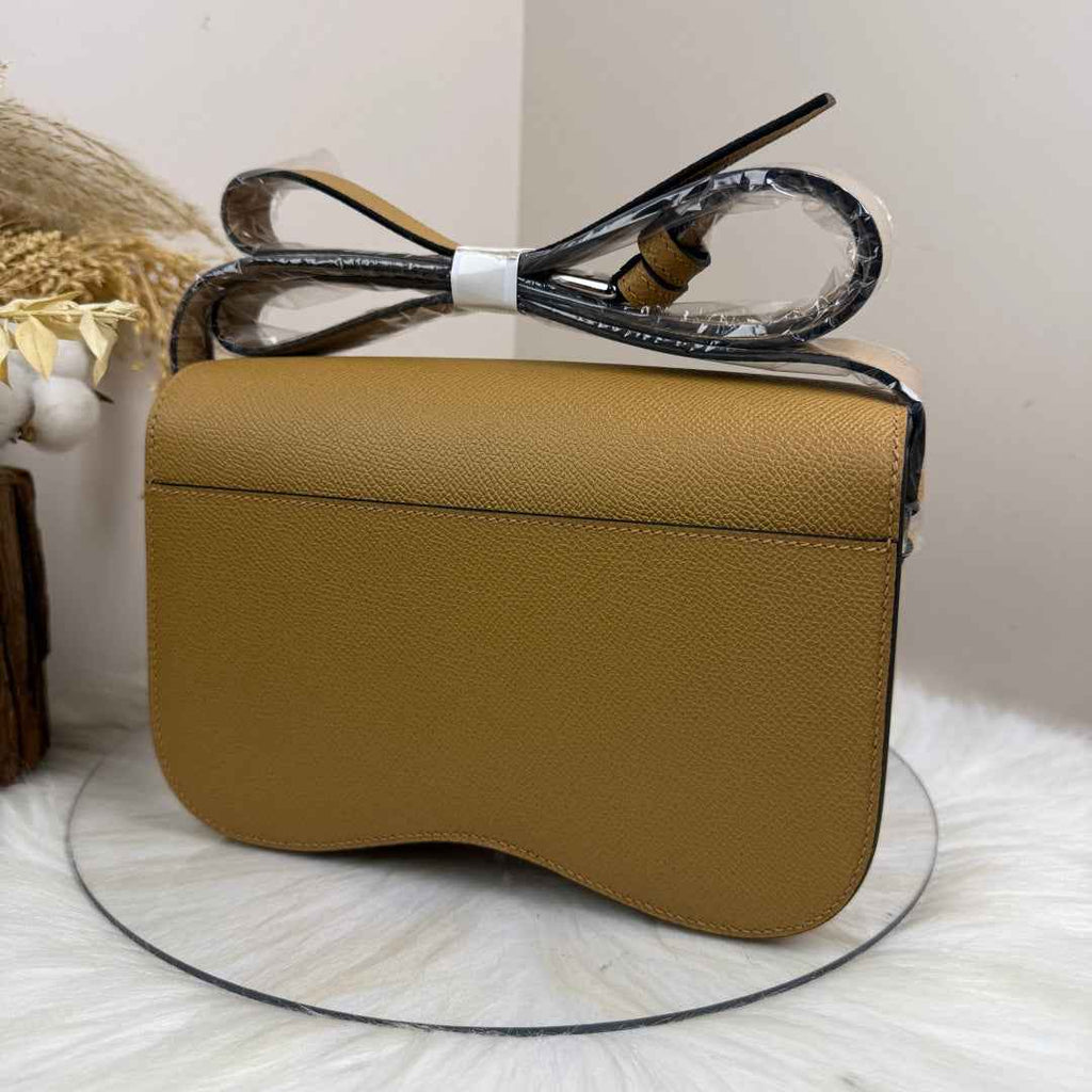 Hermès Della Cavalleria Elan Bag in Apricot Epsom Calfskin Silver Hardware