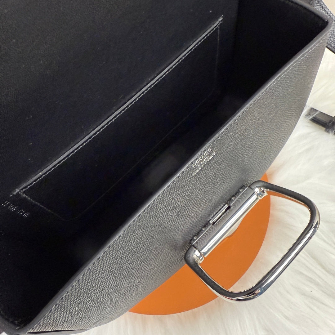 Hermès Della Cavalleria Elan Bag in Black Epsom Calfskin Silver Hardware