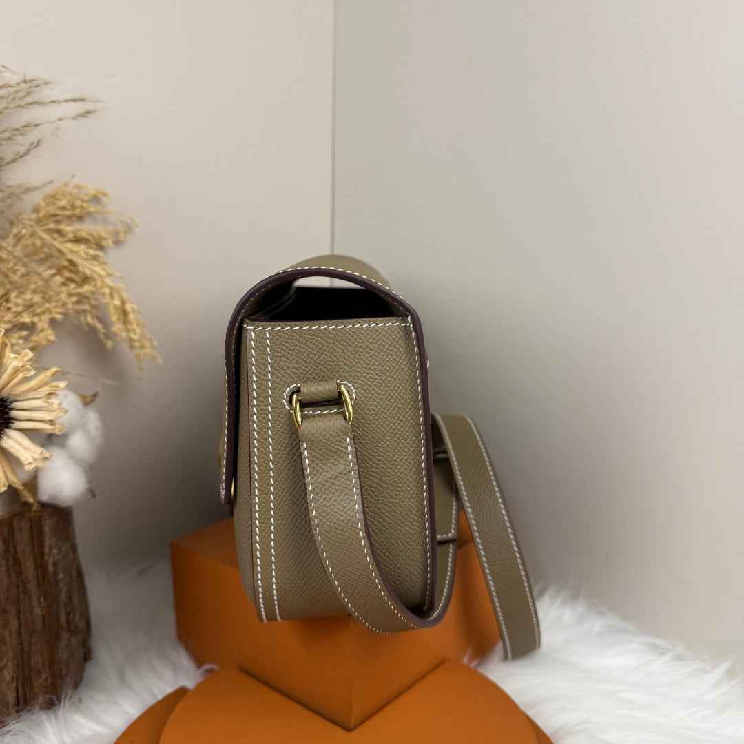 Hermès Della Cavalleria Elan Bag in Gray Epsom Calfskin Gold Hardware