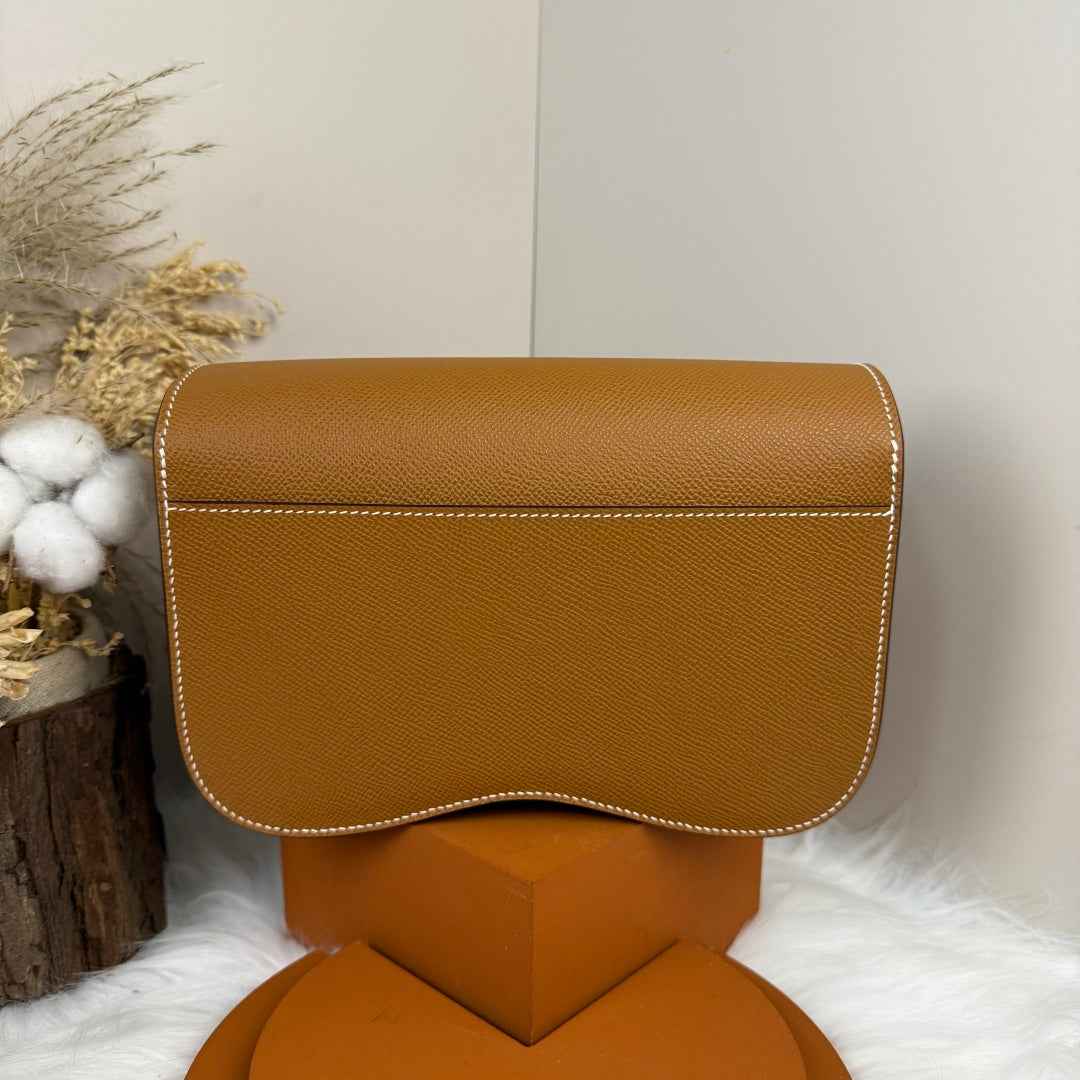 Hermès Della Cavalleria Elan Bag in Brown Epsom Calfskin Gold Hardware
