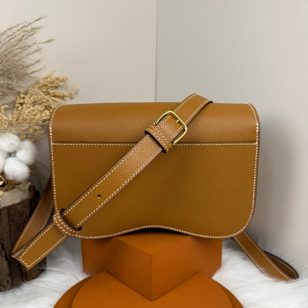 Hermès Della Cavalleria Elan Bag in Brown Epsom Calfskin Gold Hardware