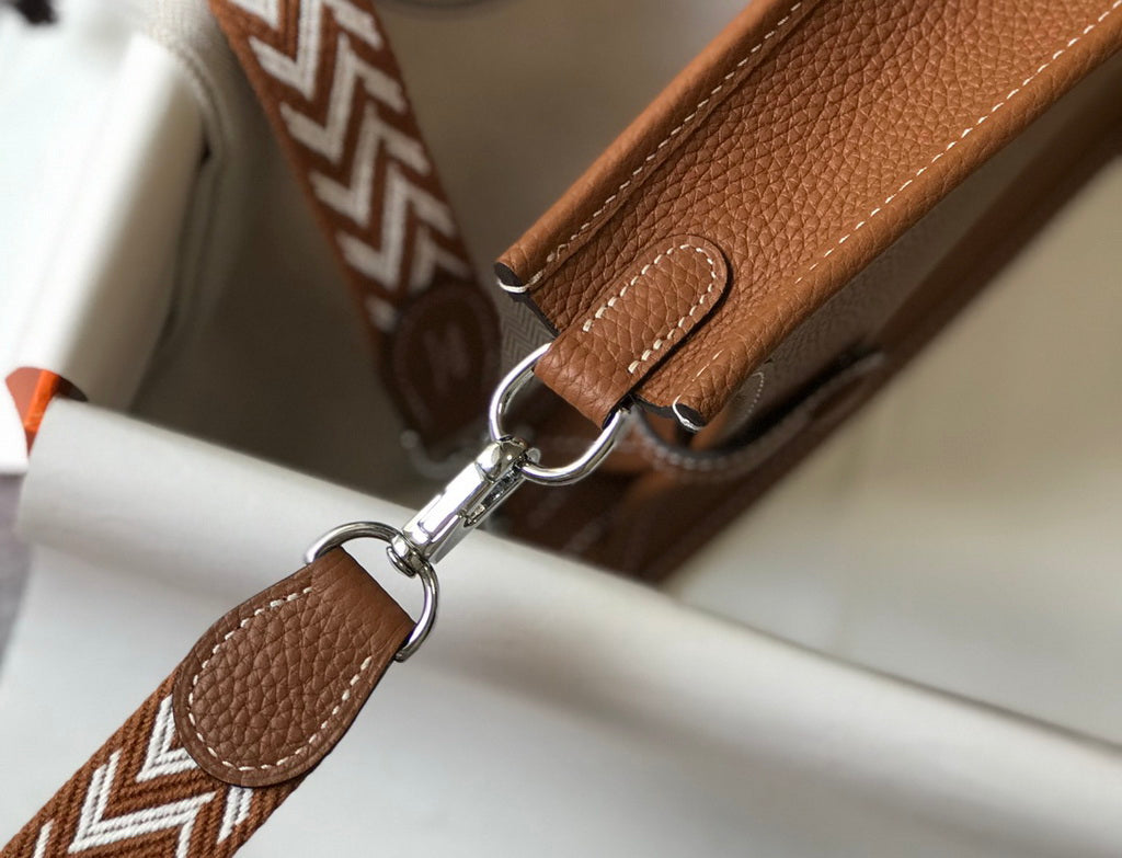 Hermès Evelyne 18 Togo Leather Shoulder Mini Bag Silver Light Brown