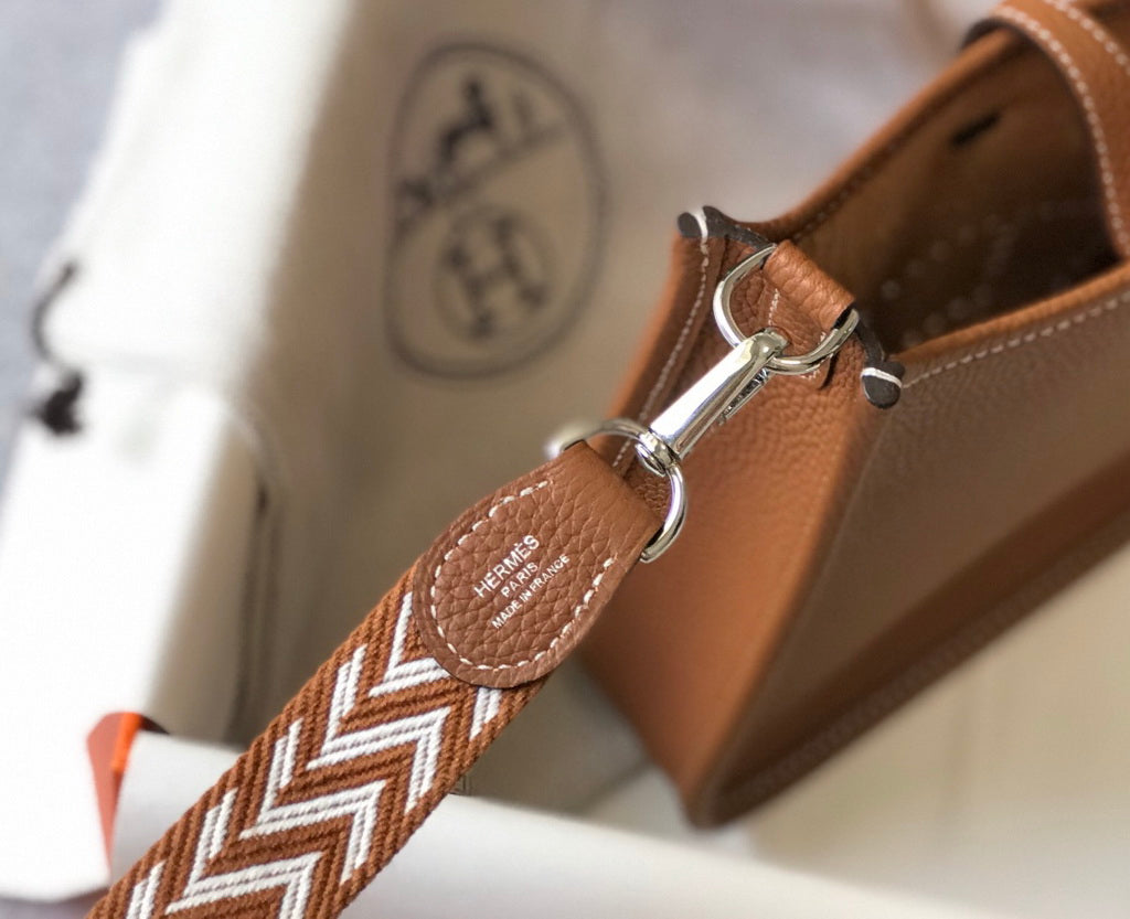 Hermès Evelyne 18 Togo Leather Shoulder Mini Bag Silver Light Brown