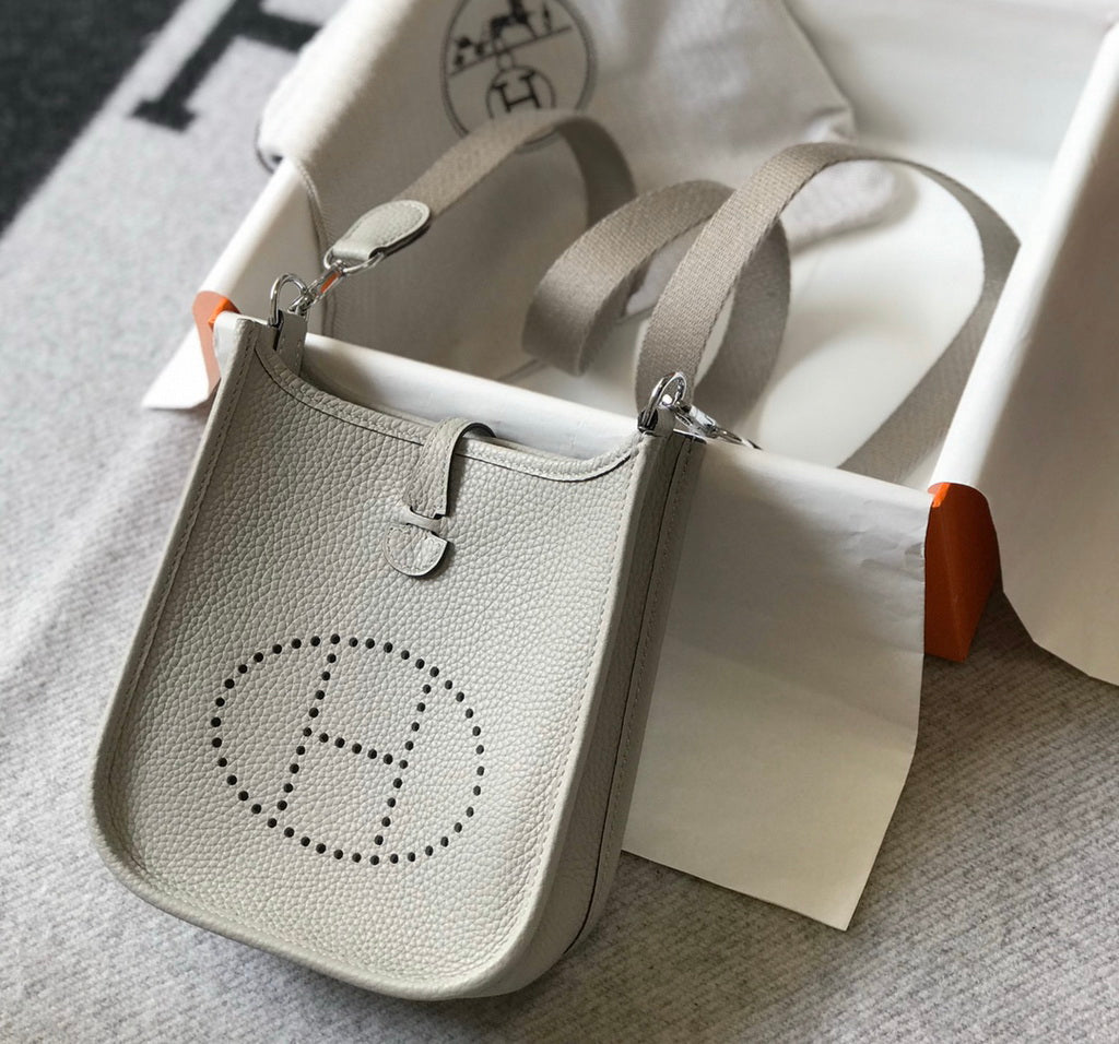 Hermès Evelyne 18 Togo Leather Shoulder Mini Bag Silver Light Gray